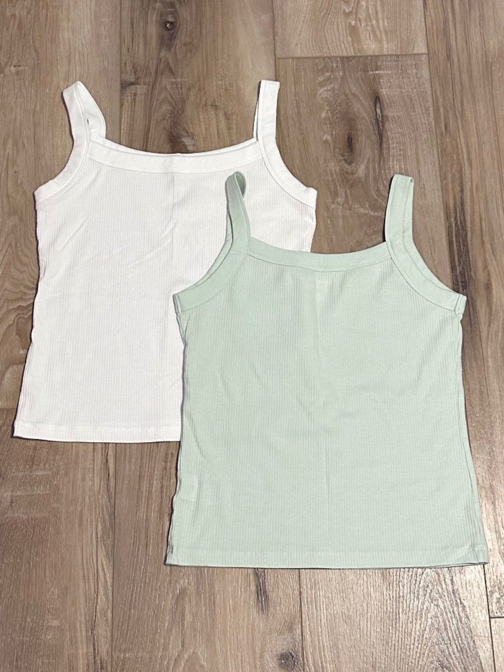 American Eagle Daily Fave Tank Tops - lot of 2